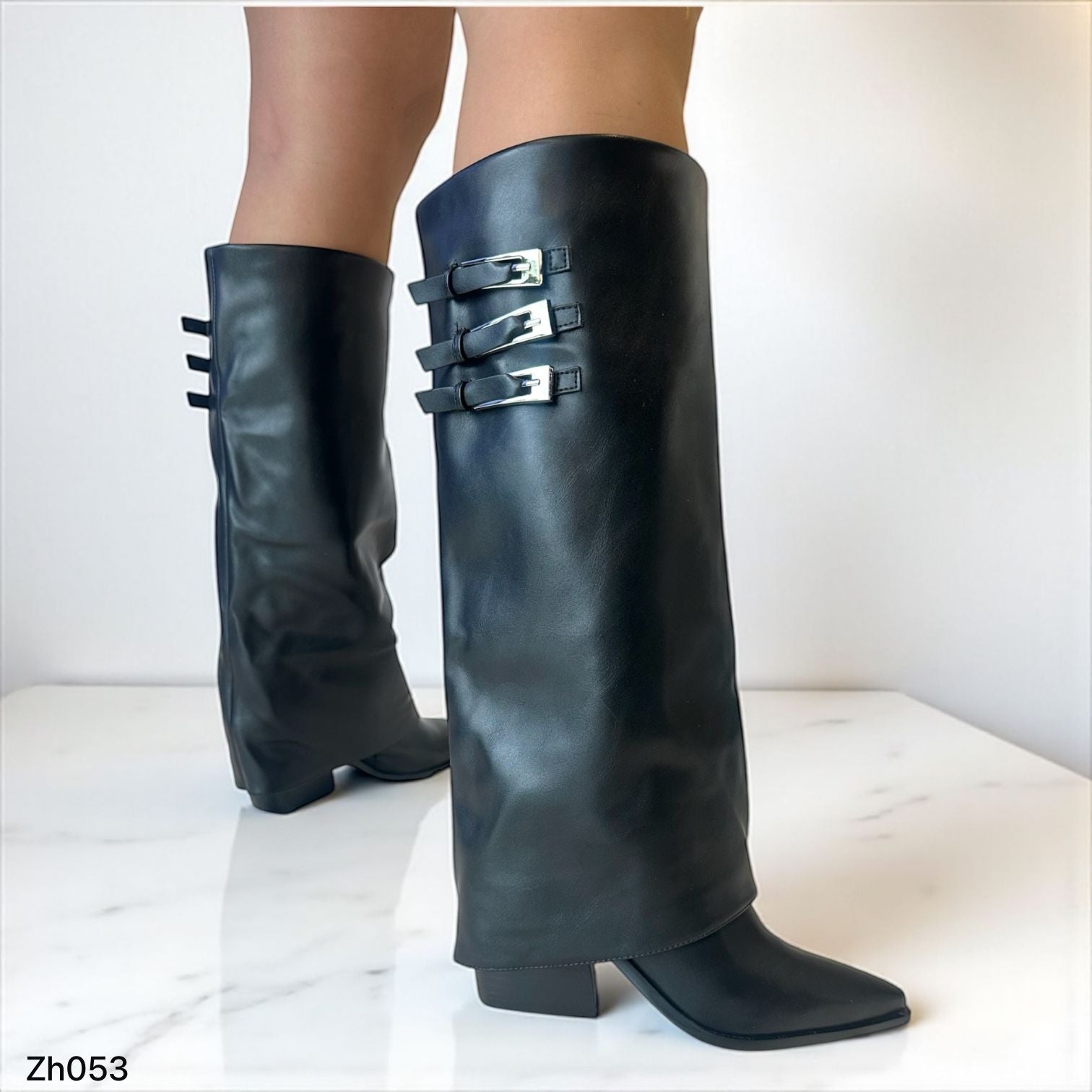 Bota caña alta negro doblez detalles plateado tacon 8cm 255-097